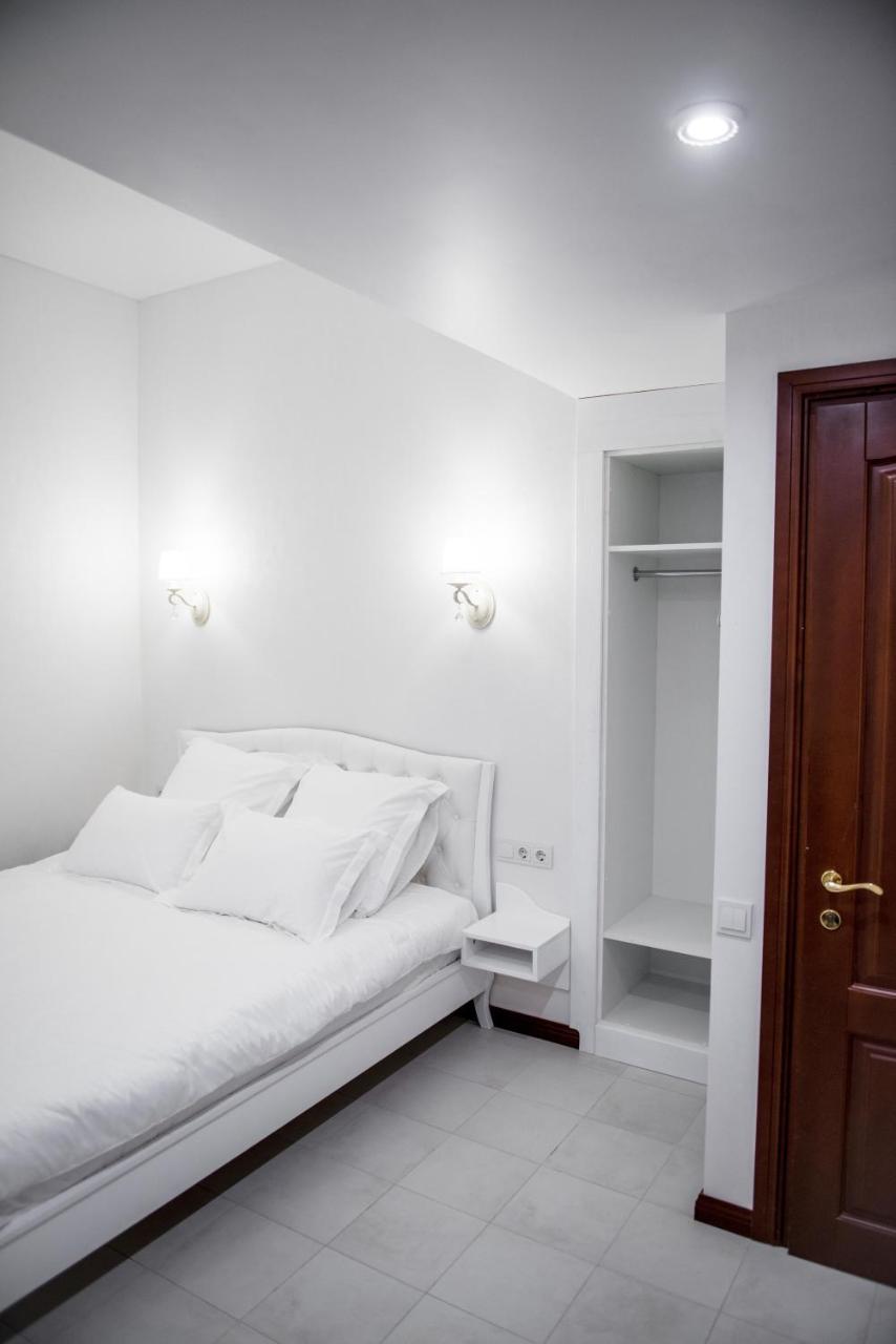 Apart Hotel Quartet Odessa Exteriör bild